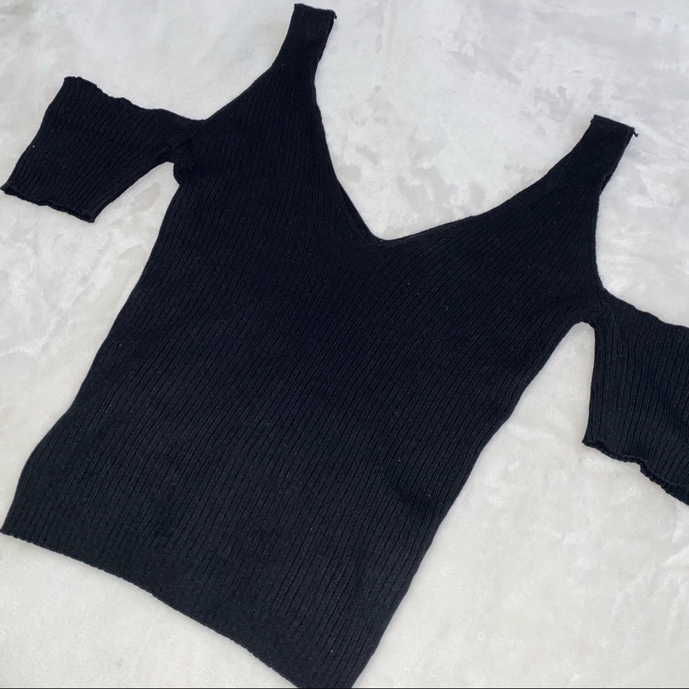 SHOULDER CUT OUT TOP - Picture 3 of 5